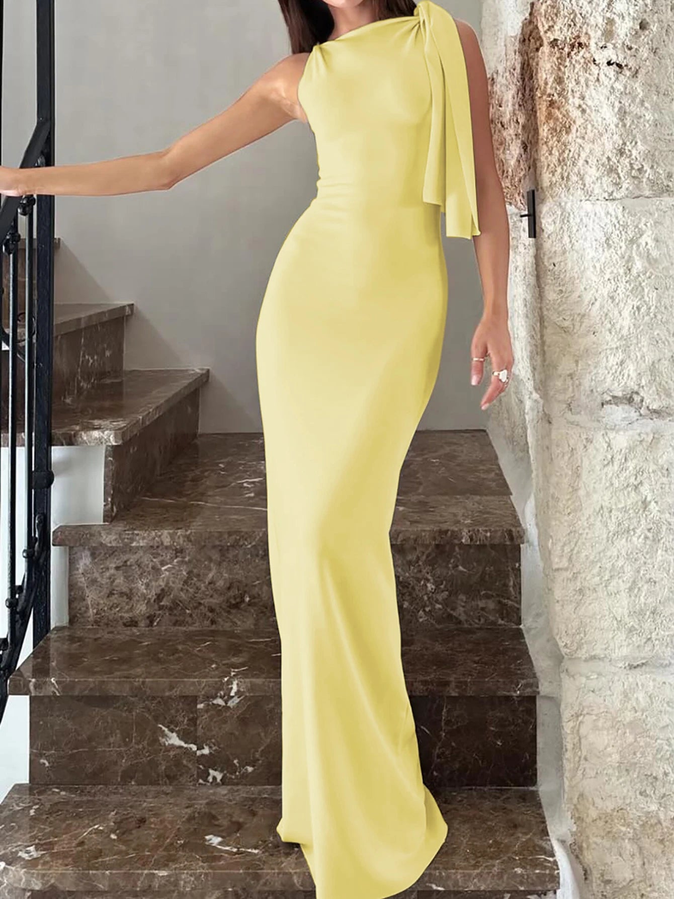 Elegant Bodycon Maxi Dress with Cape Sleeve