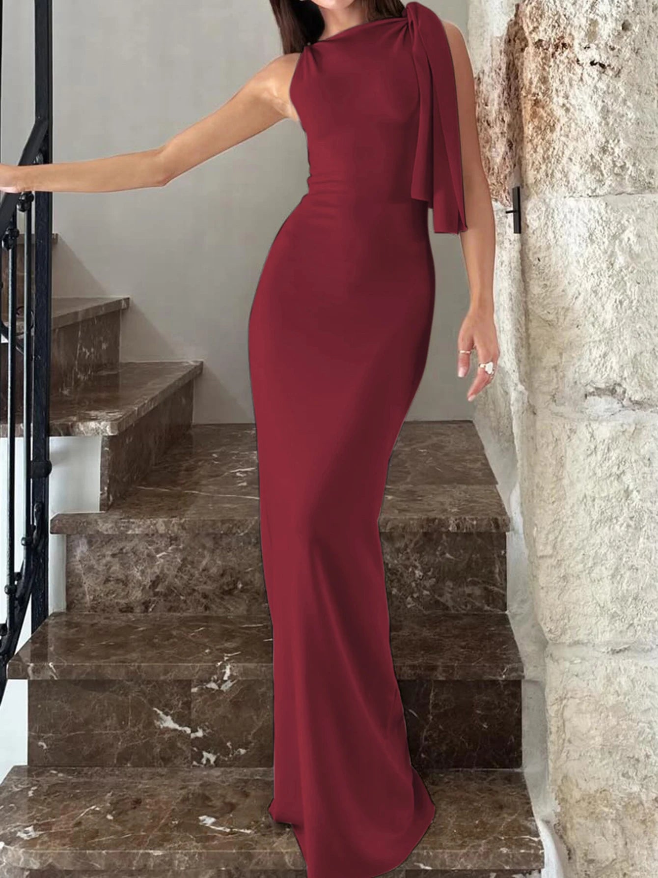 Elegant Bodycon Maxi Dress with Cape Sleeve
