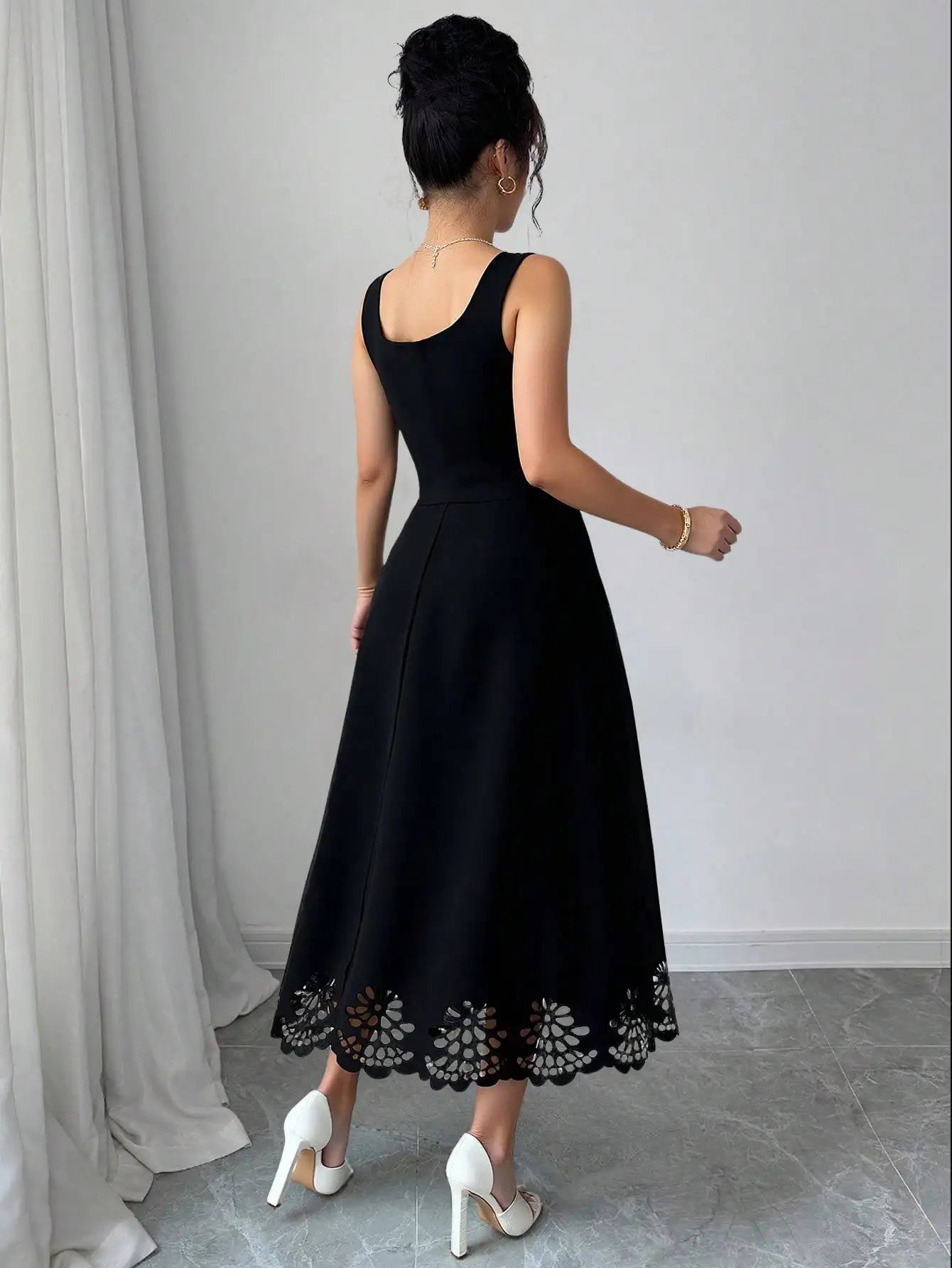 Elegant Black Square Neck Midi Dress