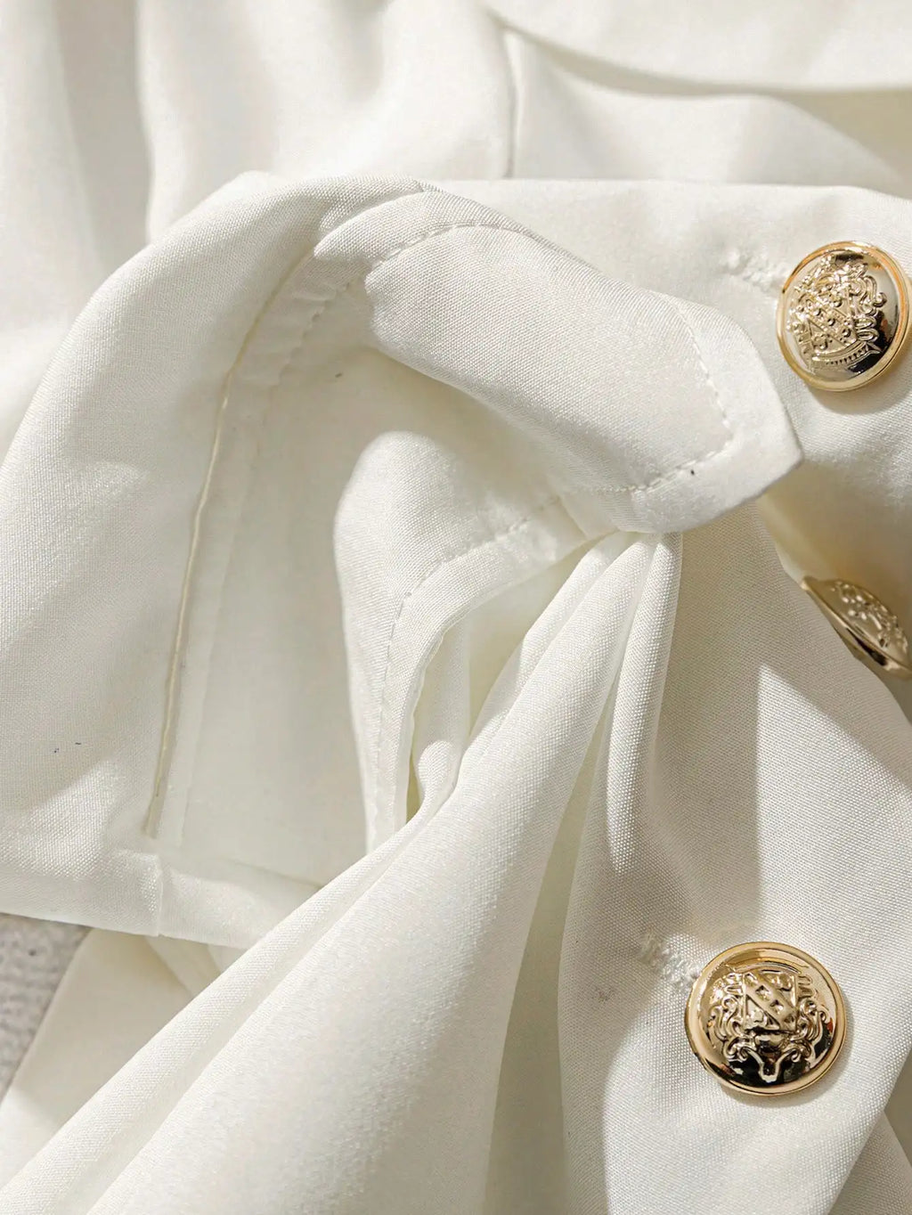 Elegant White Peter Pan Collar Puff Sleeve Blouse